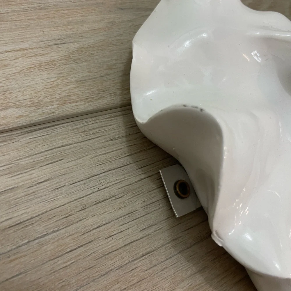 Three hands corp white resin elephant wall decor hook